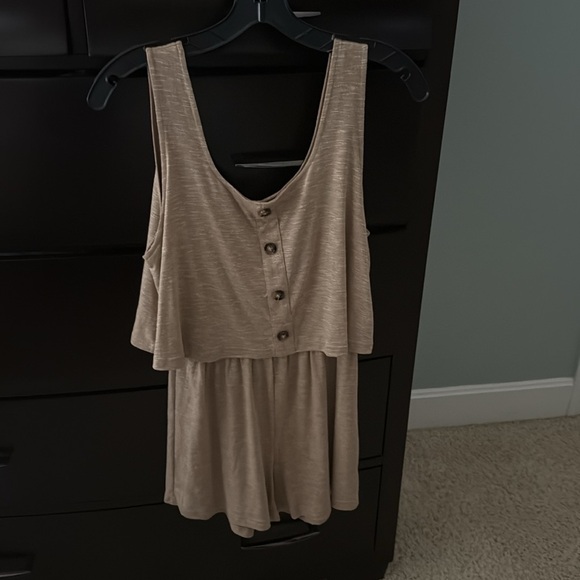 Cupshe Women's Slub Knit Flounce Tan Tank Romper - Picture 3 of 3